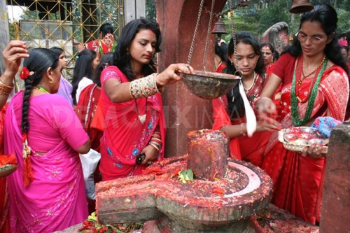 Shivaratri Puja procedure, Maha Shivratri Pujan Vidhi is given here. How to do ... maha shivaratri pooja vidhanam and upavasam in telugu